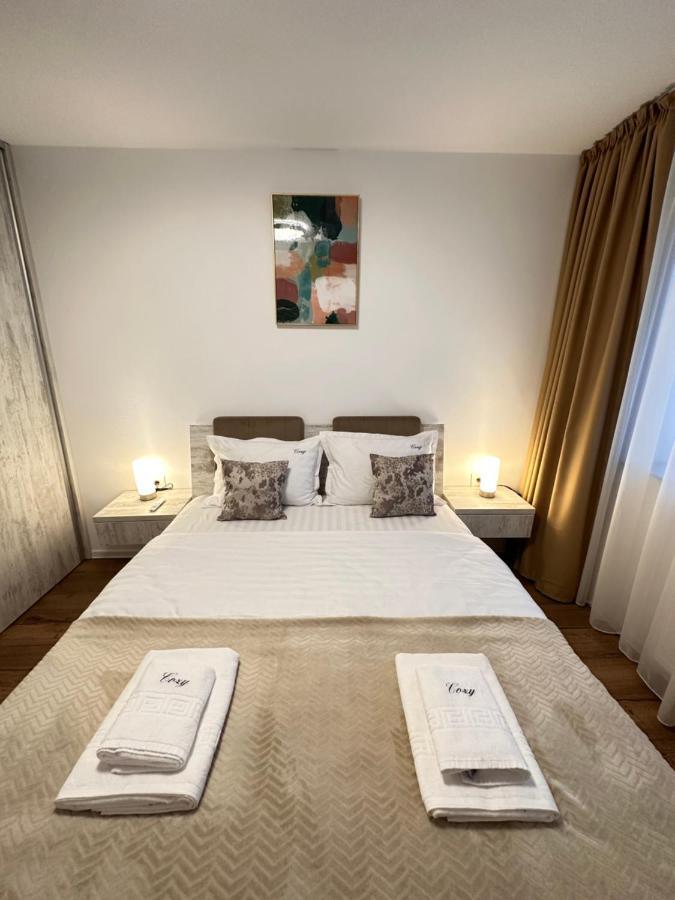 Deluxe Cozy Apartments - Coresi Mall #Brassó Kültér fotó