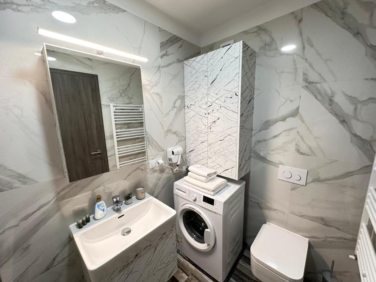 Deluxe Cozy Apartments - Coresi Mall #Brassó Kültér fotó