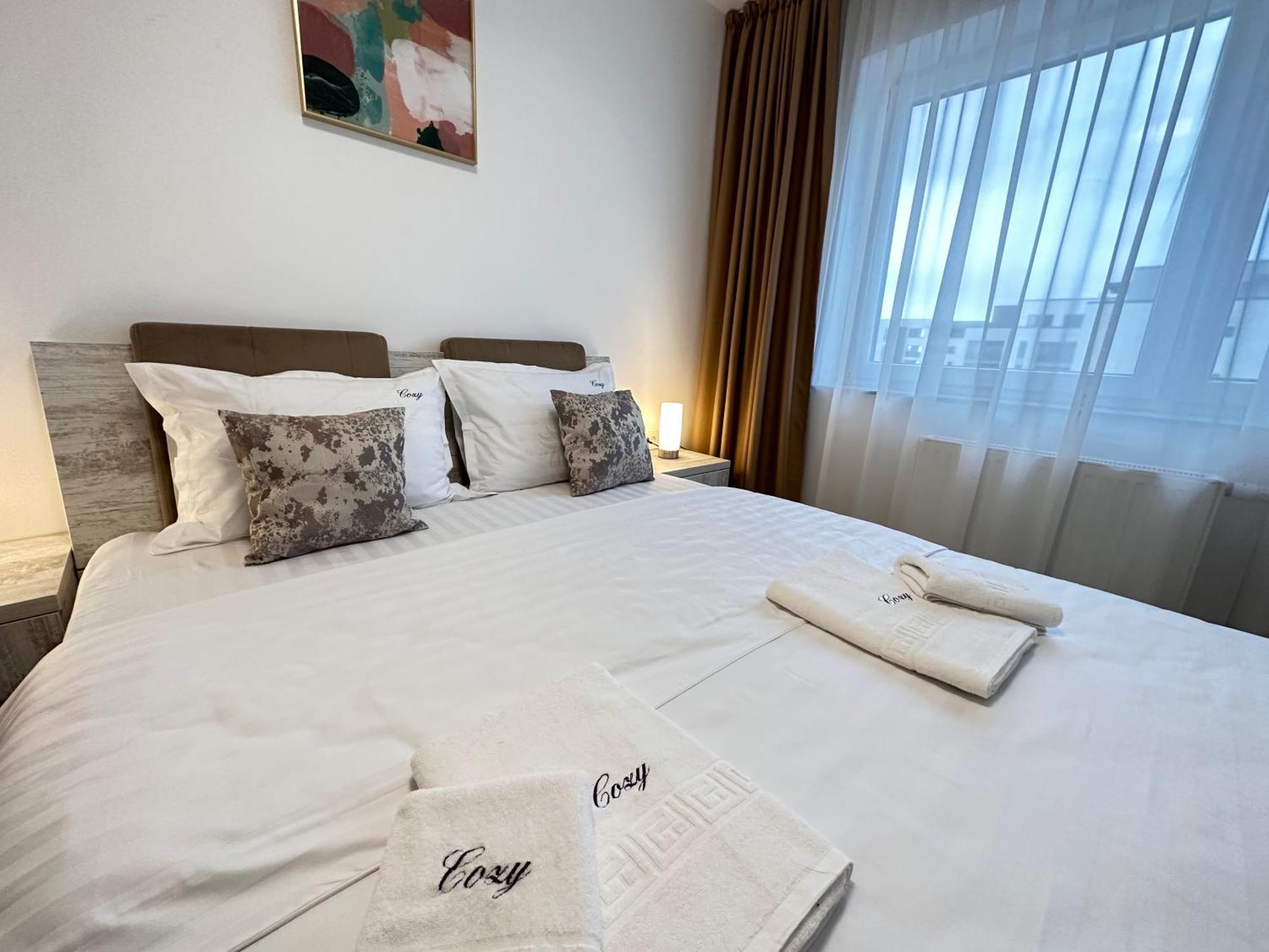 Deluxe Cozy Apartments - Coresi Mall #Brassó Kültér fotó