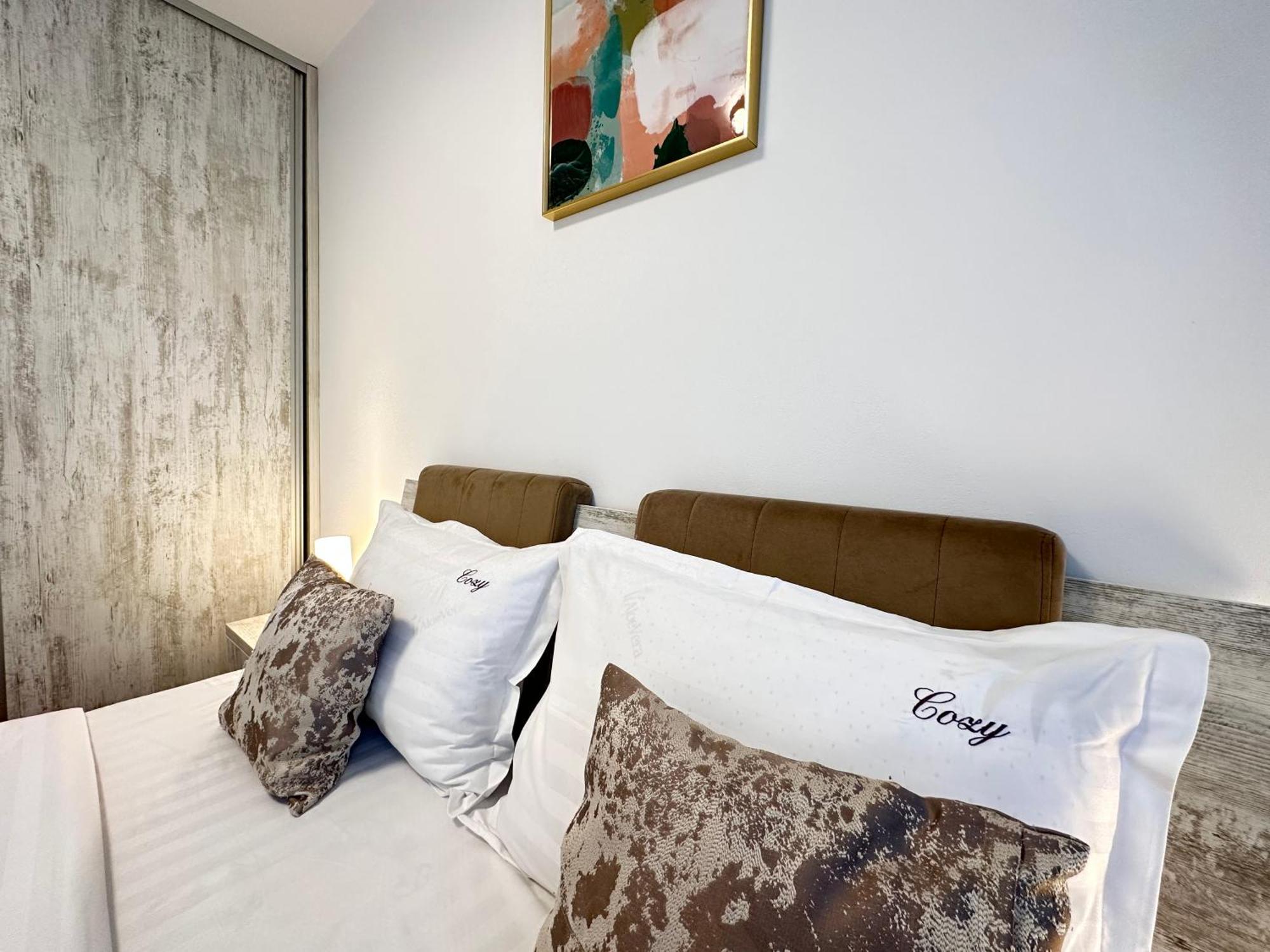 Deluxe Cozy Apartments - Coresi Mall #Brassó Kültér fotó